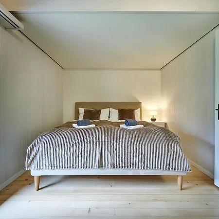 Mountain Love, Spectacular Views, Spacious & Luxurious Lauterbrunnen