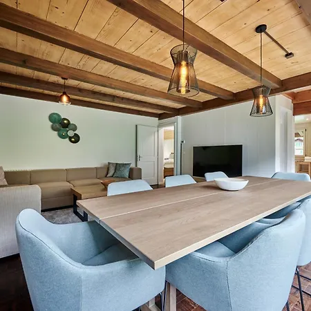 Mountain Love, Spectacular Views, Spacious & Luxurious Chalet
