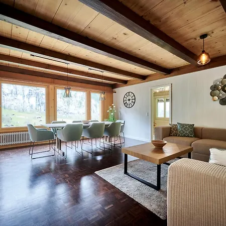 Chalet Mountain Love, Spectacular Views, Spacious & Luxurious