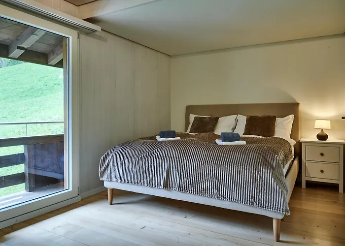 Mountain Love, Spectacular Views, Spacious & Luxurious * Lauterbrunnen