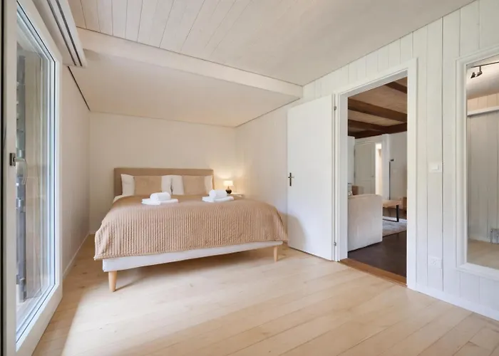 木屋 Mountain Love, Spectacular Views, Spacious & Luxurious