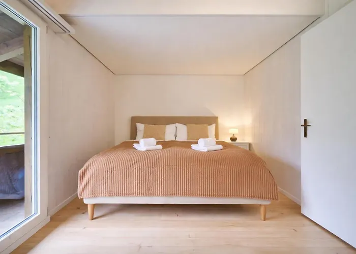 木屋 Mountain Love, Spectacular Views, Spacious & Luxurious